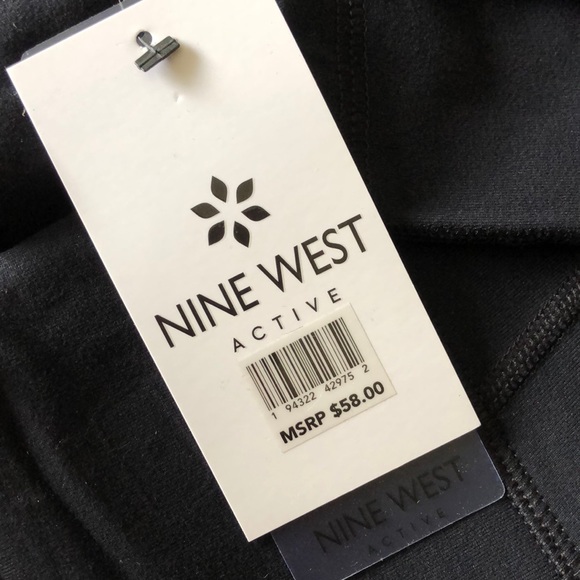 Nine West Solid Black Cropped Leggings - Picture 3 of 5